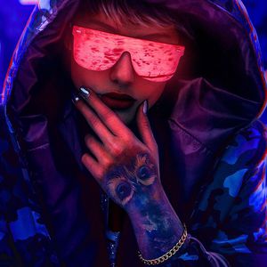 婬乱娇妻被快递员挺进在
